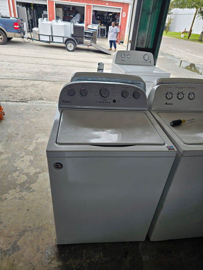Whirlpool Washer And Electric Dryer Set