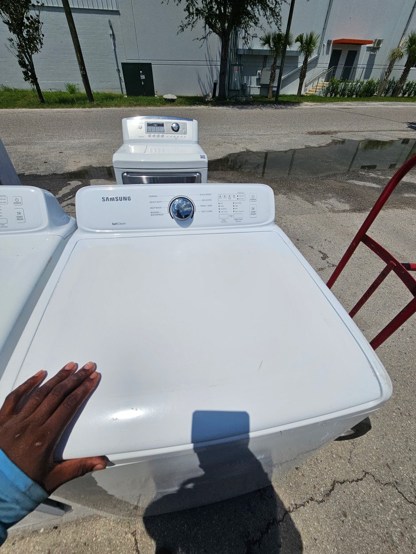 Samsung 4.5 Cu. Ft. High-Efficiency Top Load Washer