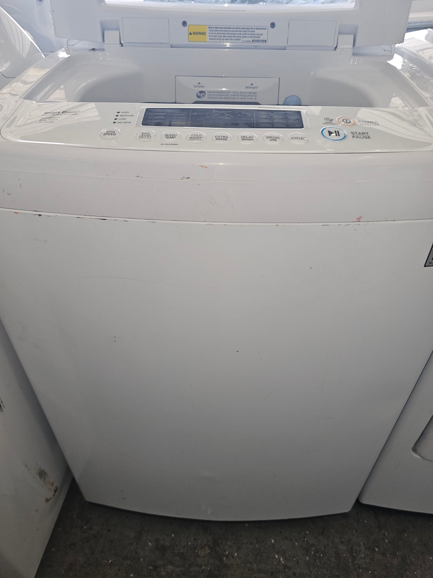 LG WT1101CW High-Efficiency Top Load Washer