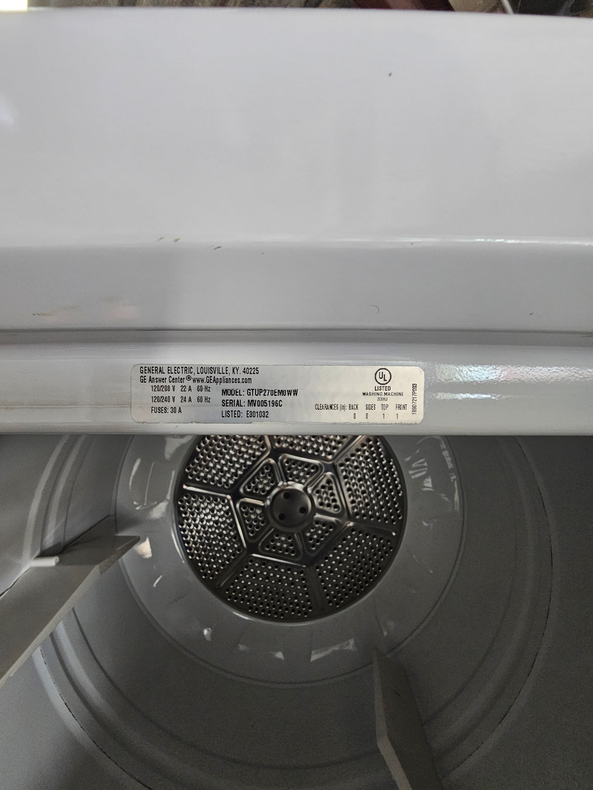 GE Unitized Spacemaker Electric Laundry Center (Washer & Electric Dryer)