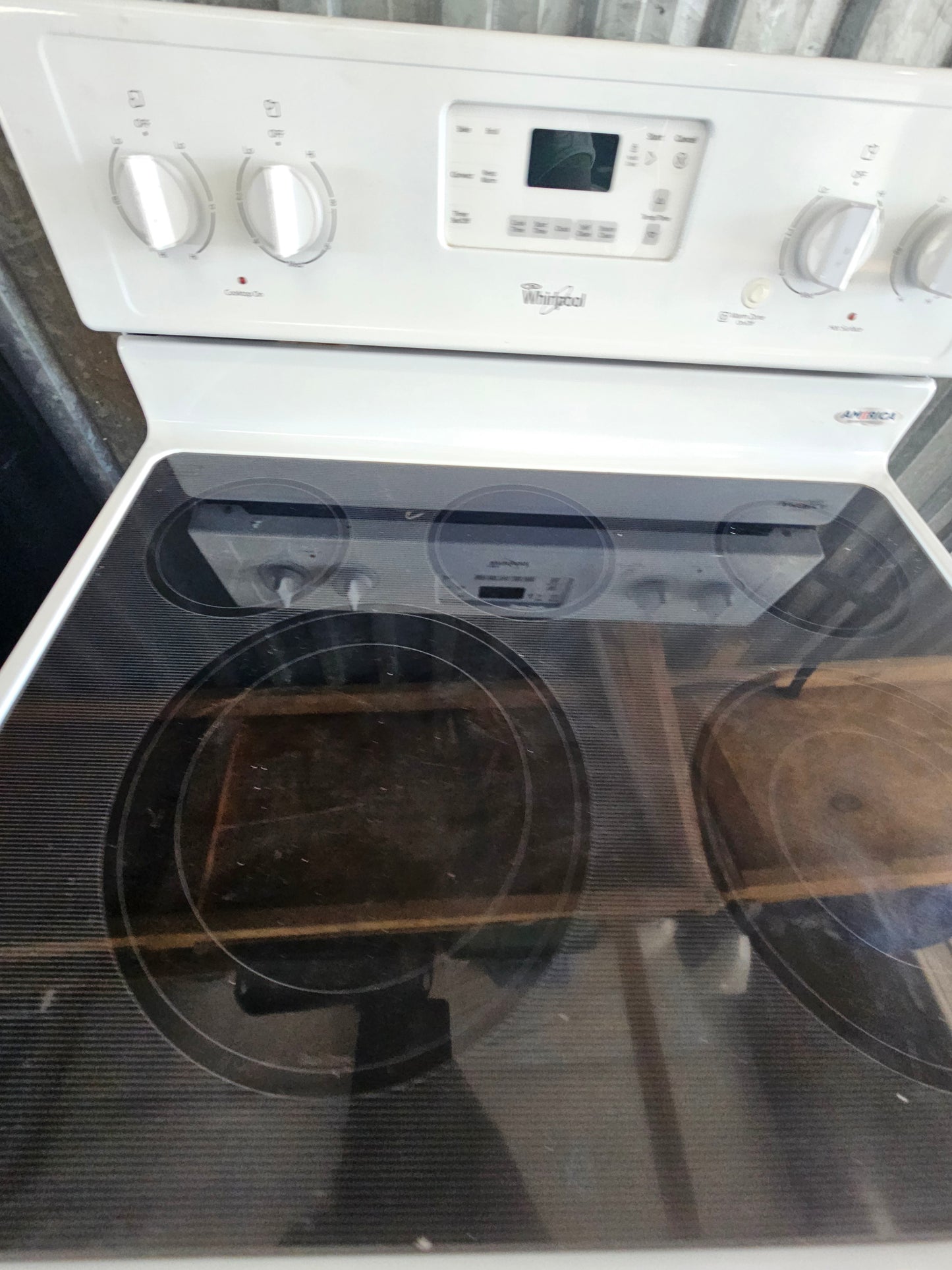 Whirlpool 30" Freestanding Electric Range