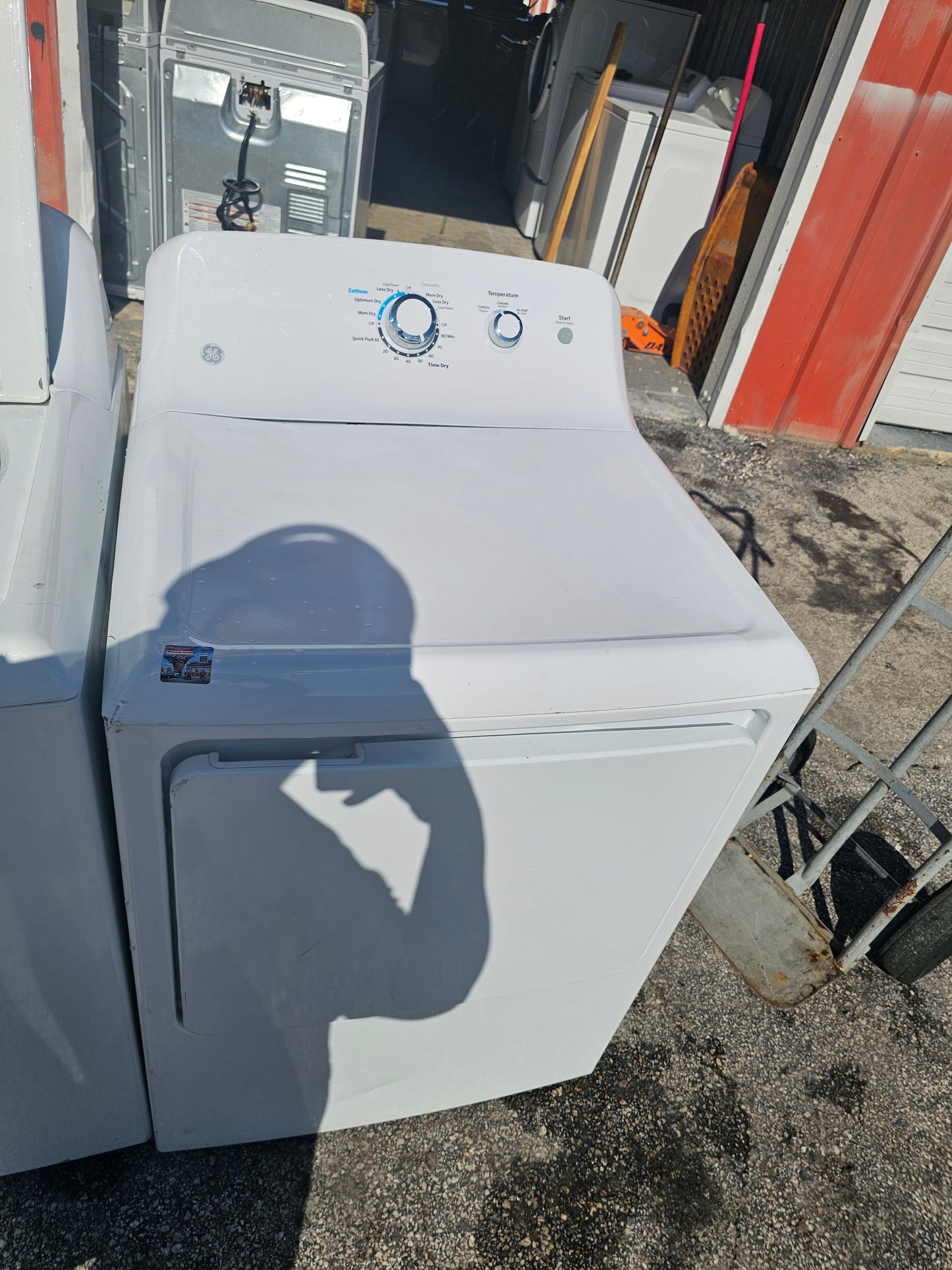 GE 6.2 Cu. Ft. Electric Dryer