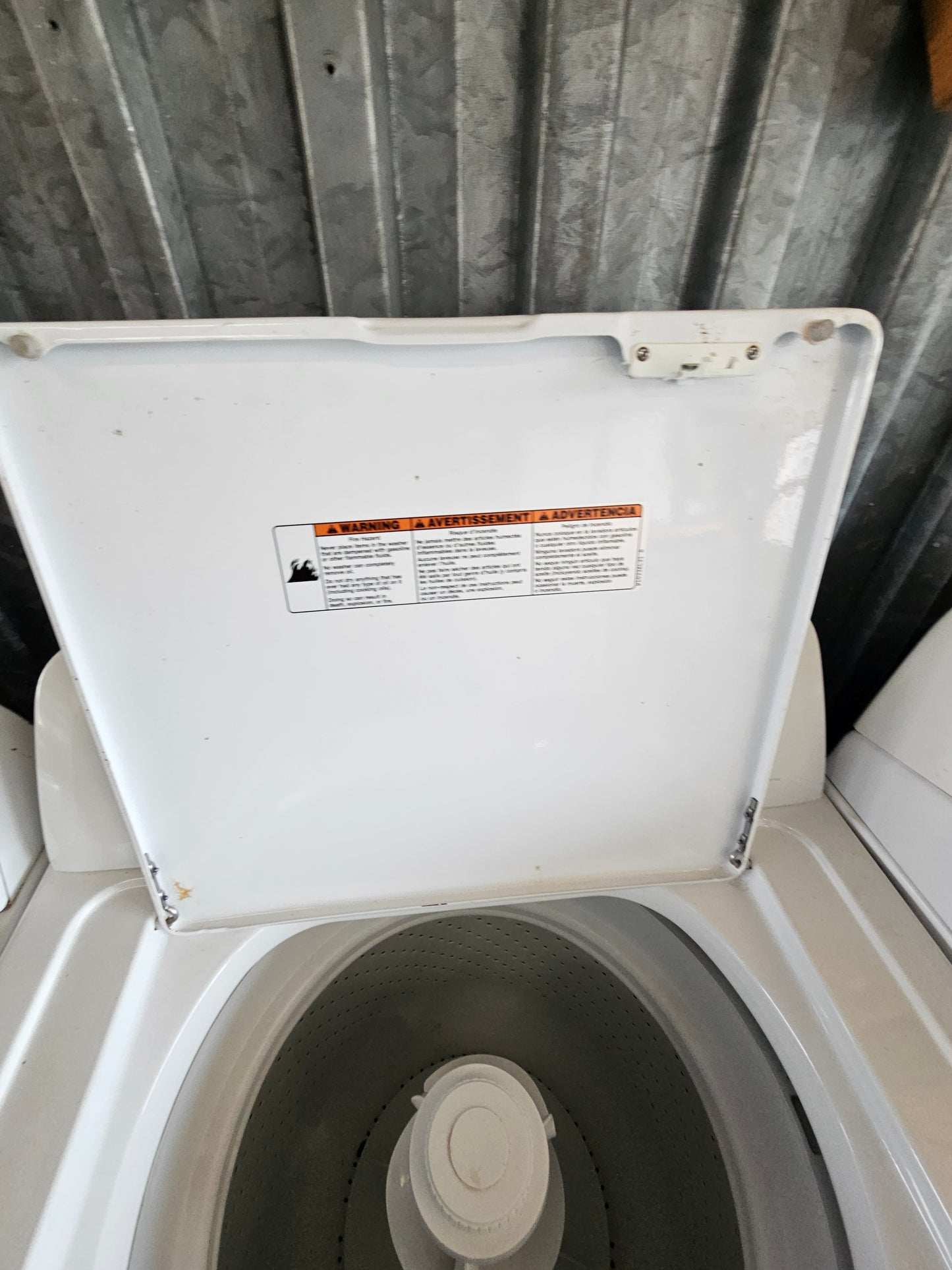 Amana Washer And Electruc Dryer Set