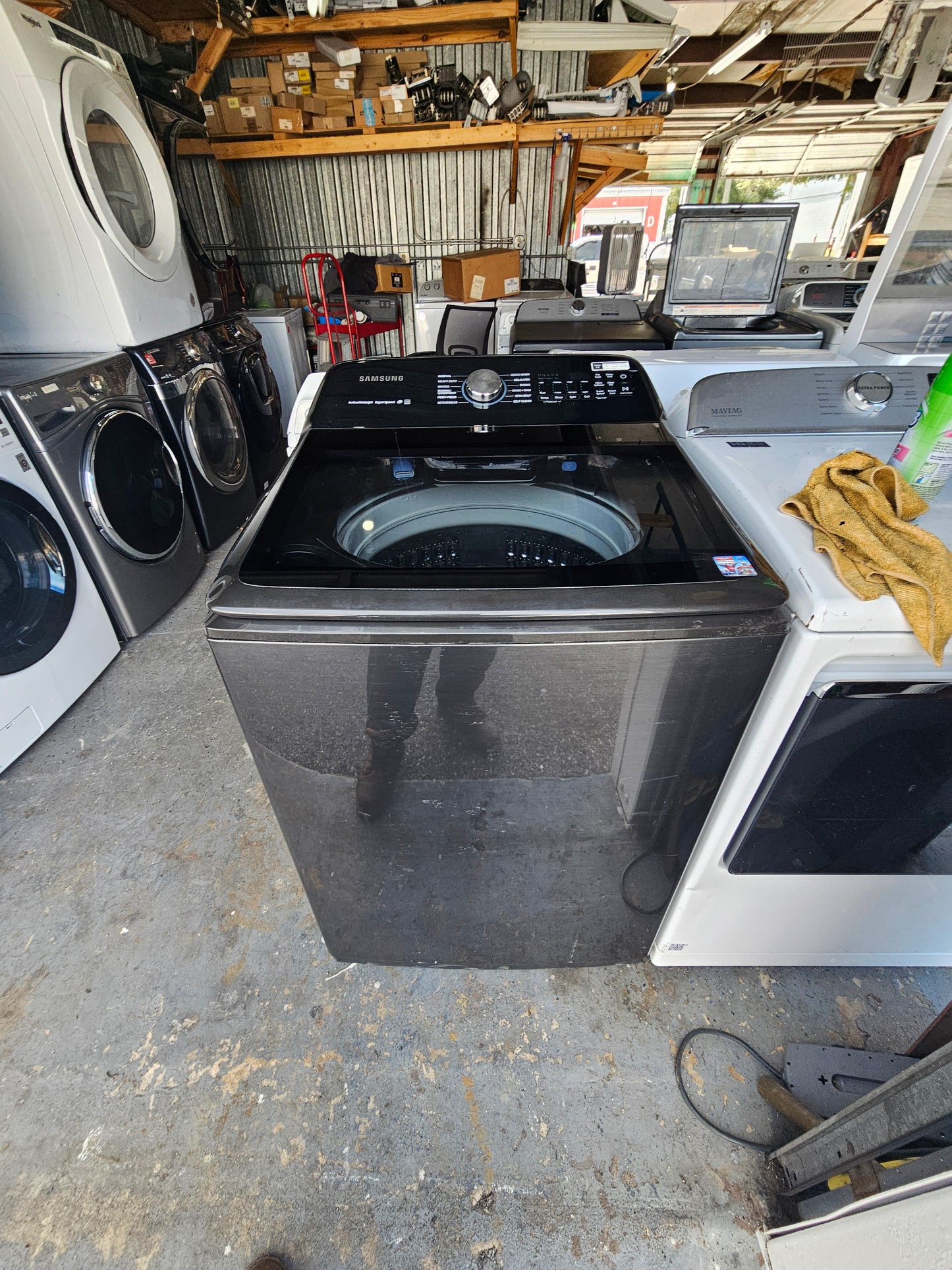 Samsung 5.0 cu. ft. High-Efficiency Top Load Washer