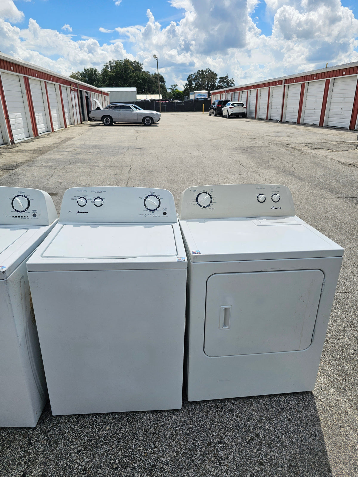Amana Washer And Electric Dryer Set