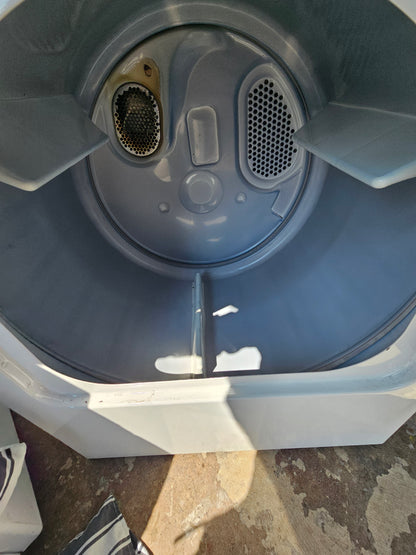 Amana Washer And Electruc Dryer Set