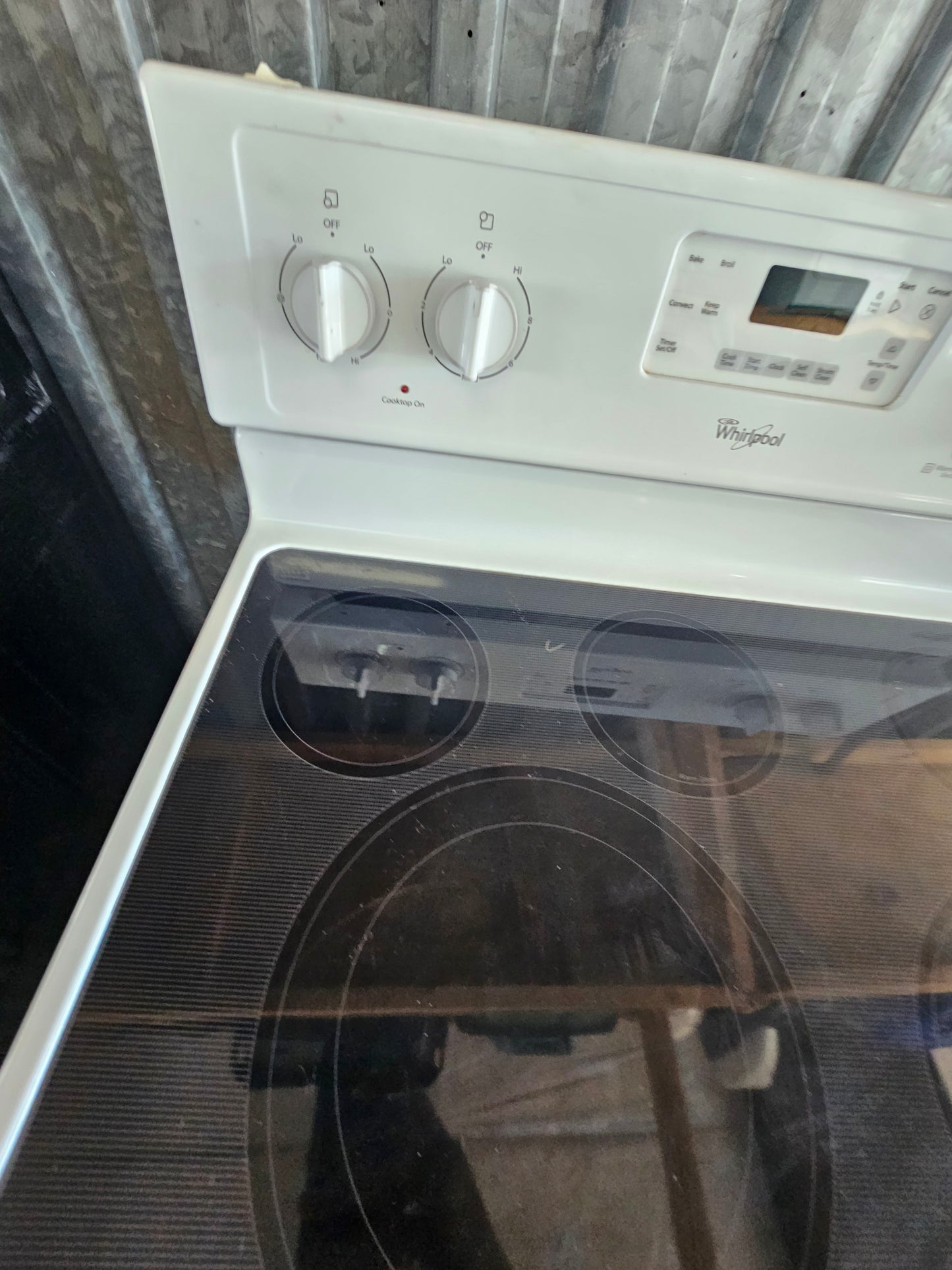 Whirlpool 30" Freestanding Electric Range