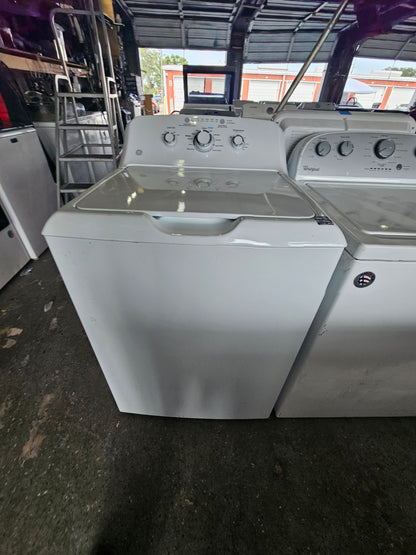 GE HTW240ASK6WS Top-Load Washer