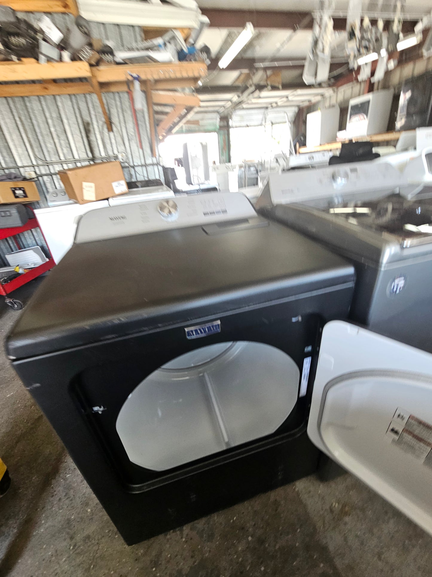 Maytag MED6500MBK0 Electric Dryer