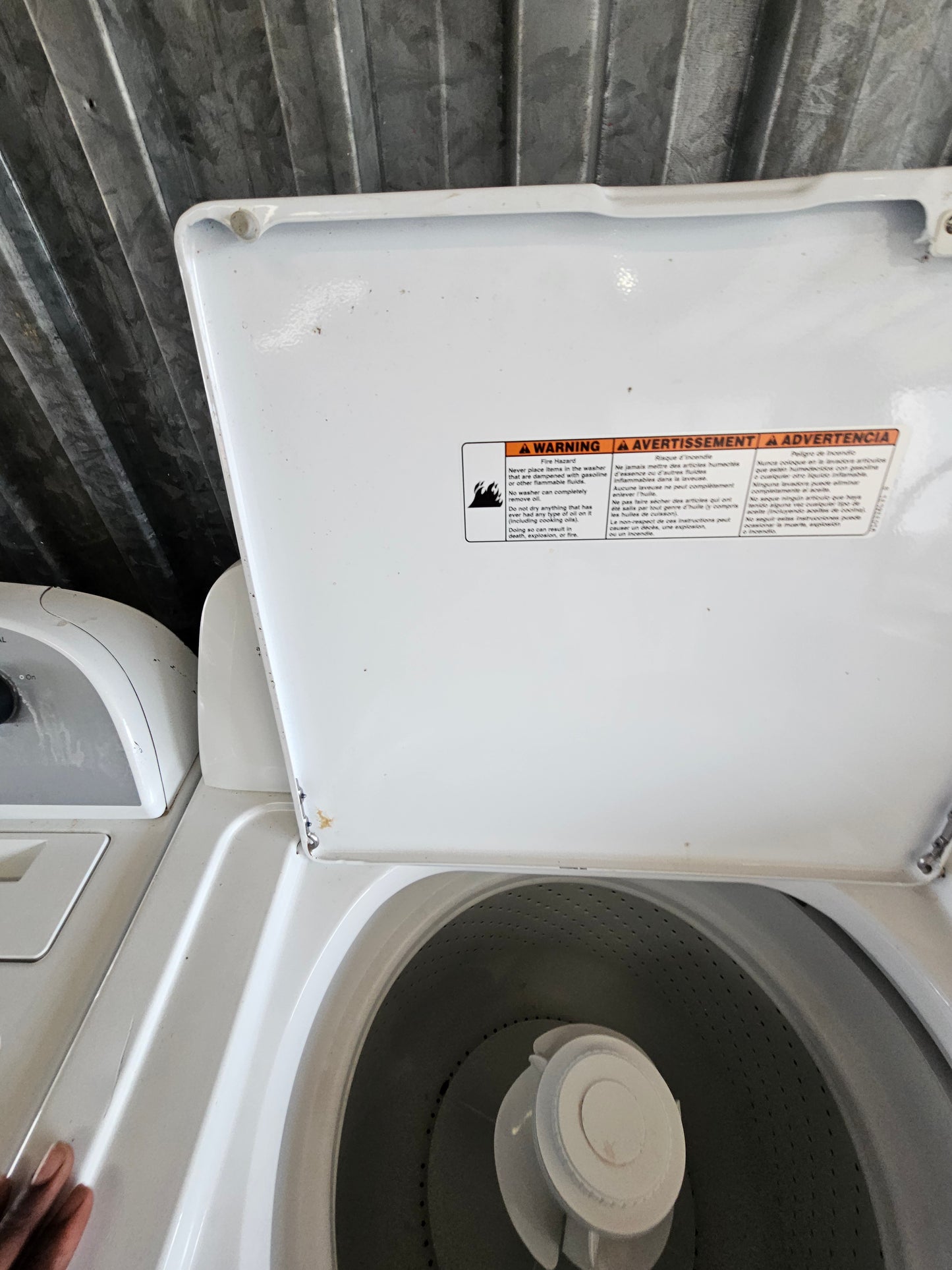 Amana Washer And Electruc Dryer Set