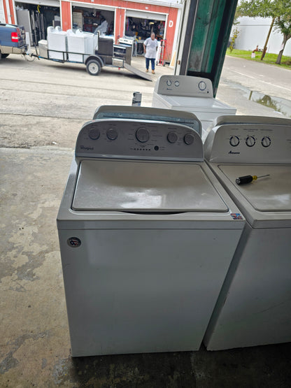 Whirlpool Washer And Electric Dryer Set