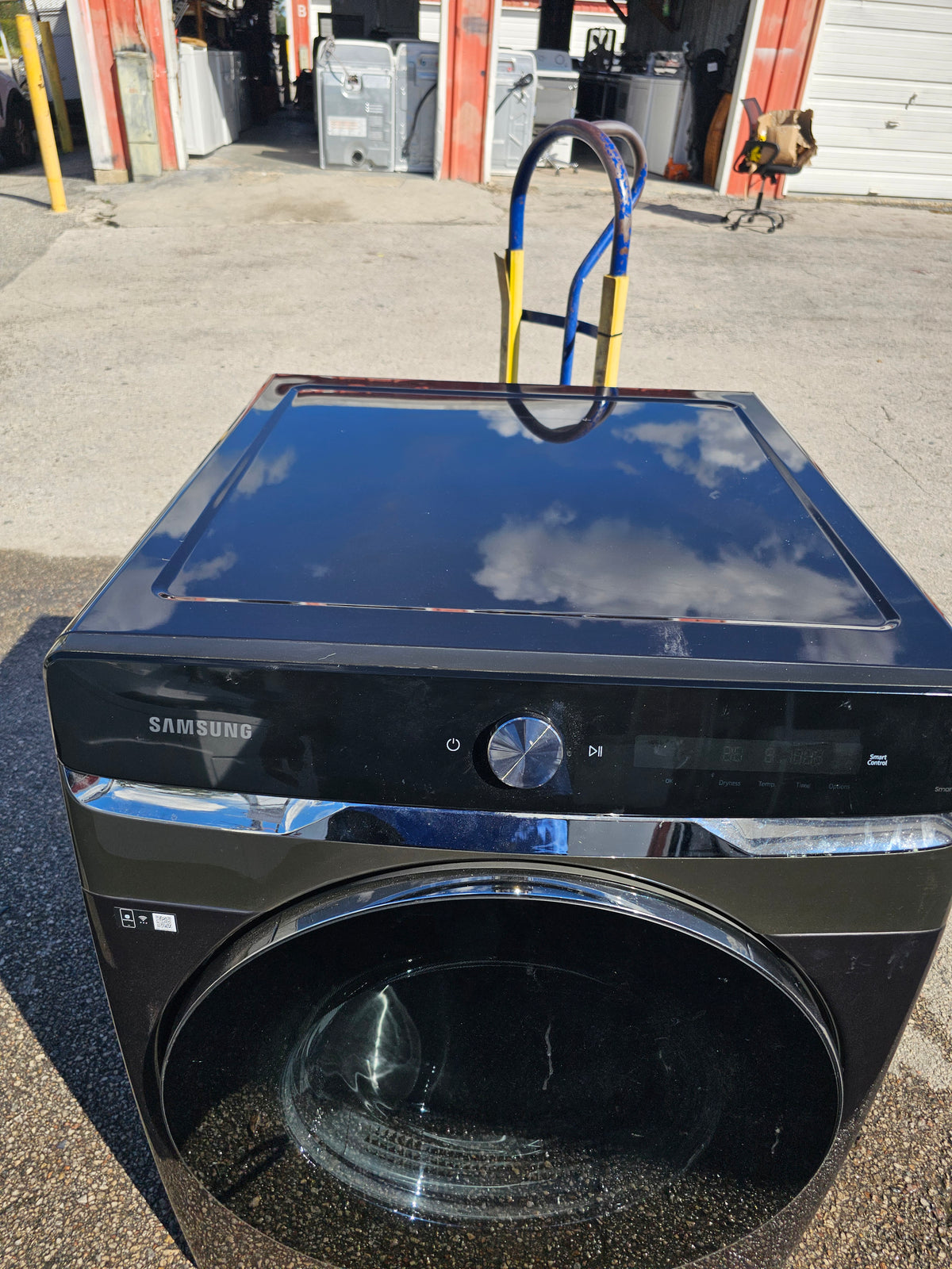 Samsung 7.4 Cu. Ft. Smart Electric Dryer with Steam Sanitize+