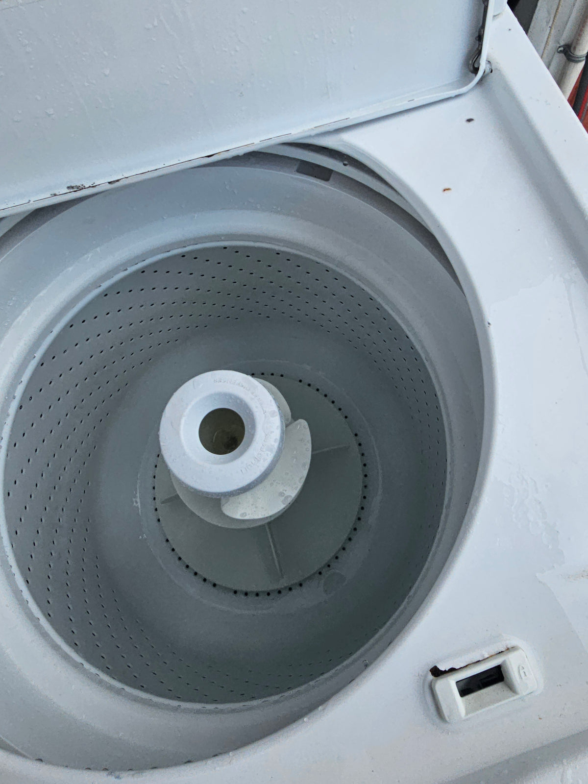 Whirlpool 3.5 Cu. Ft. High-Efficiency Top Load Washer