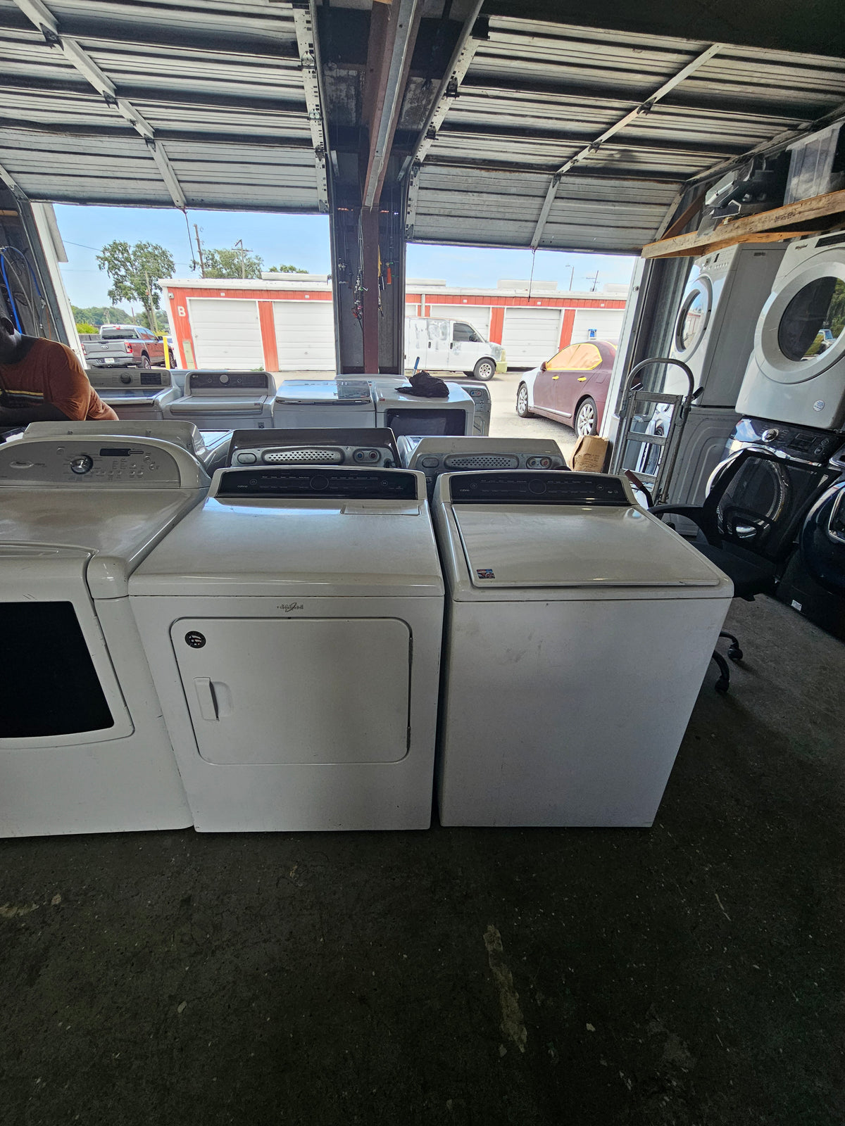 Whirlpool Washer And Electric Dryer Set