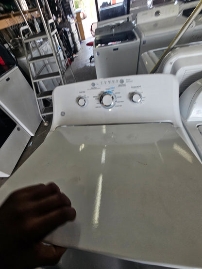 GE HTW240ASK6WS Top-Load Washer