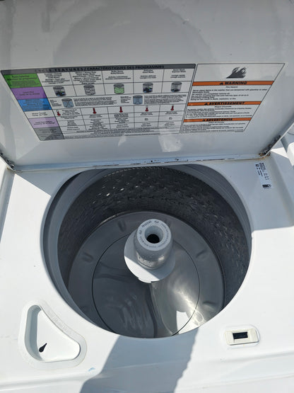 Maytag Washer And Electroc Dryer Set