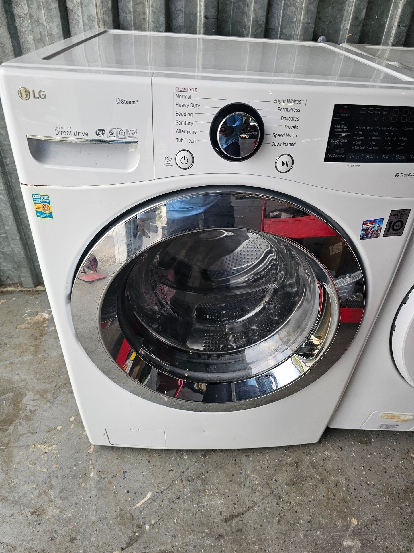 LG 4.5 Cu. Ft. Ultra Large Capacity Front Load Washer