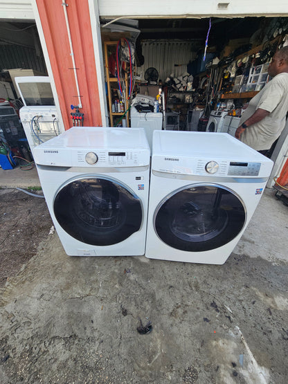 Samsung 7.4 cu. ft. Electric Dryer with Sensor Dry