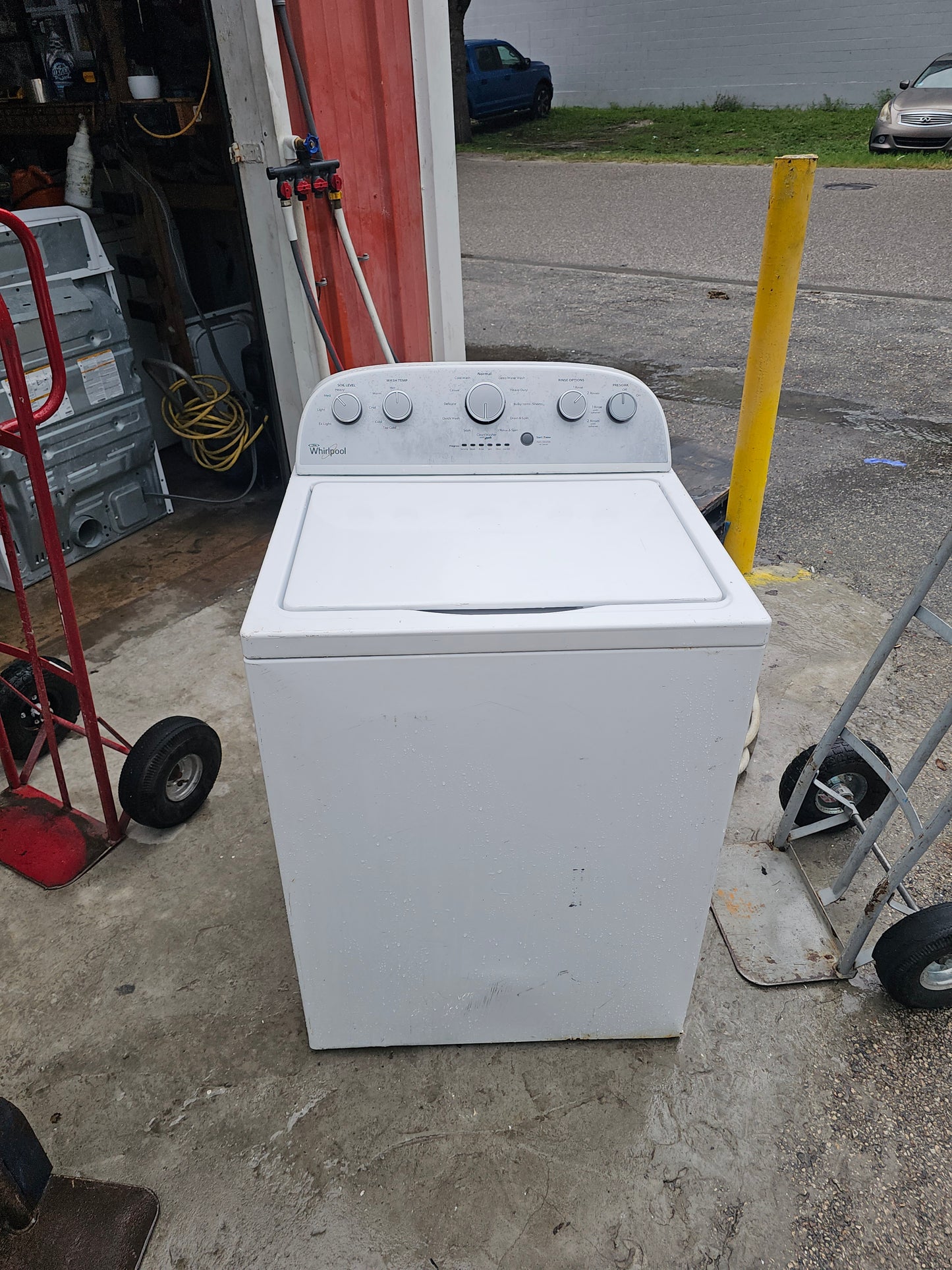 Whirlpool Top Load Washer with Deep Water Wash