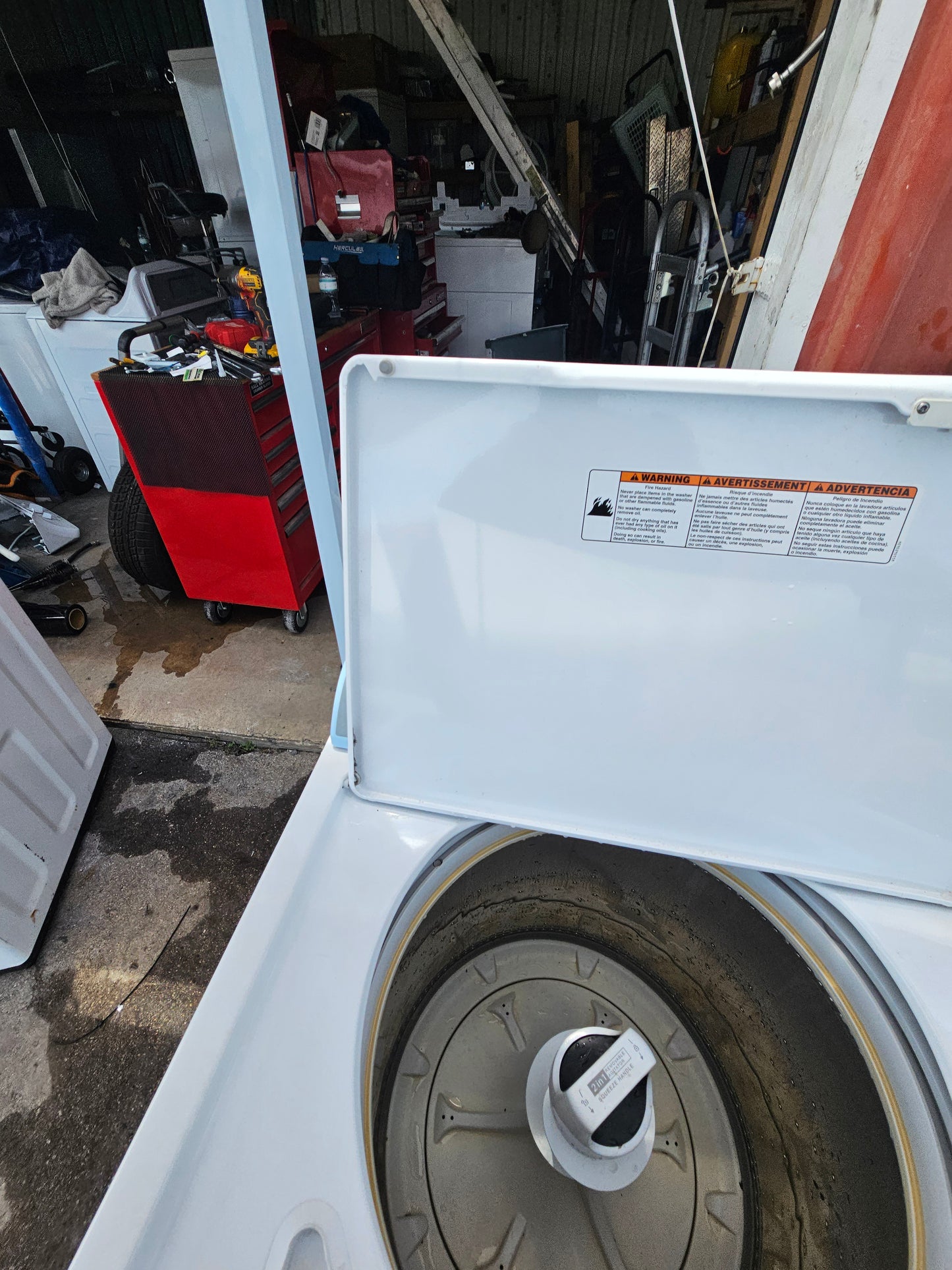 Whirlpool Washer And Electric Dtyer Set