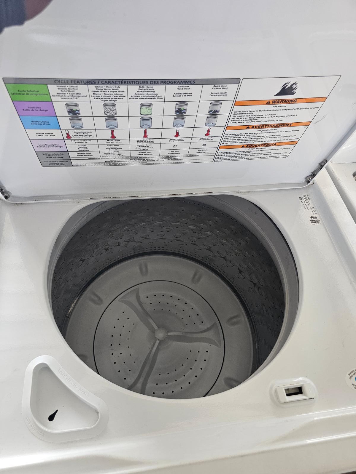 Whirlpool Washer And Electric Dryer Set
