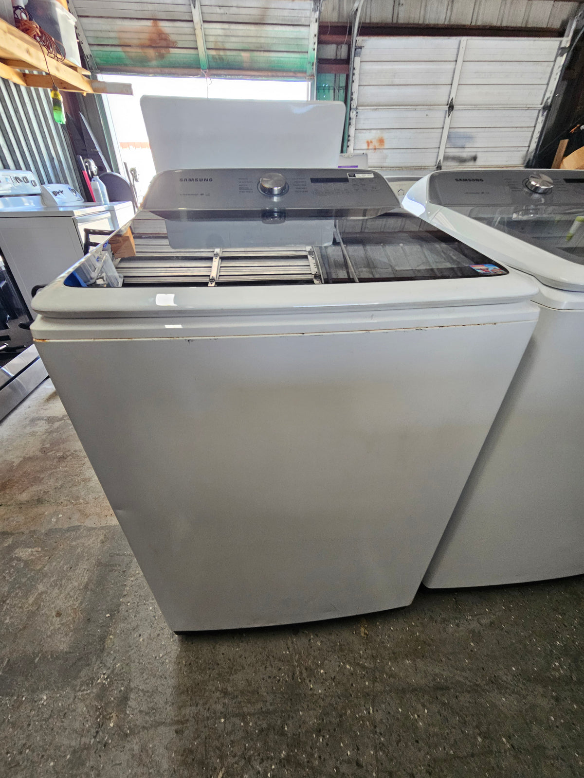 Samsung 5.4 Cu. Ft. High-Efficiency Top Load Washer with Active WaterJet