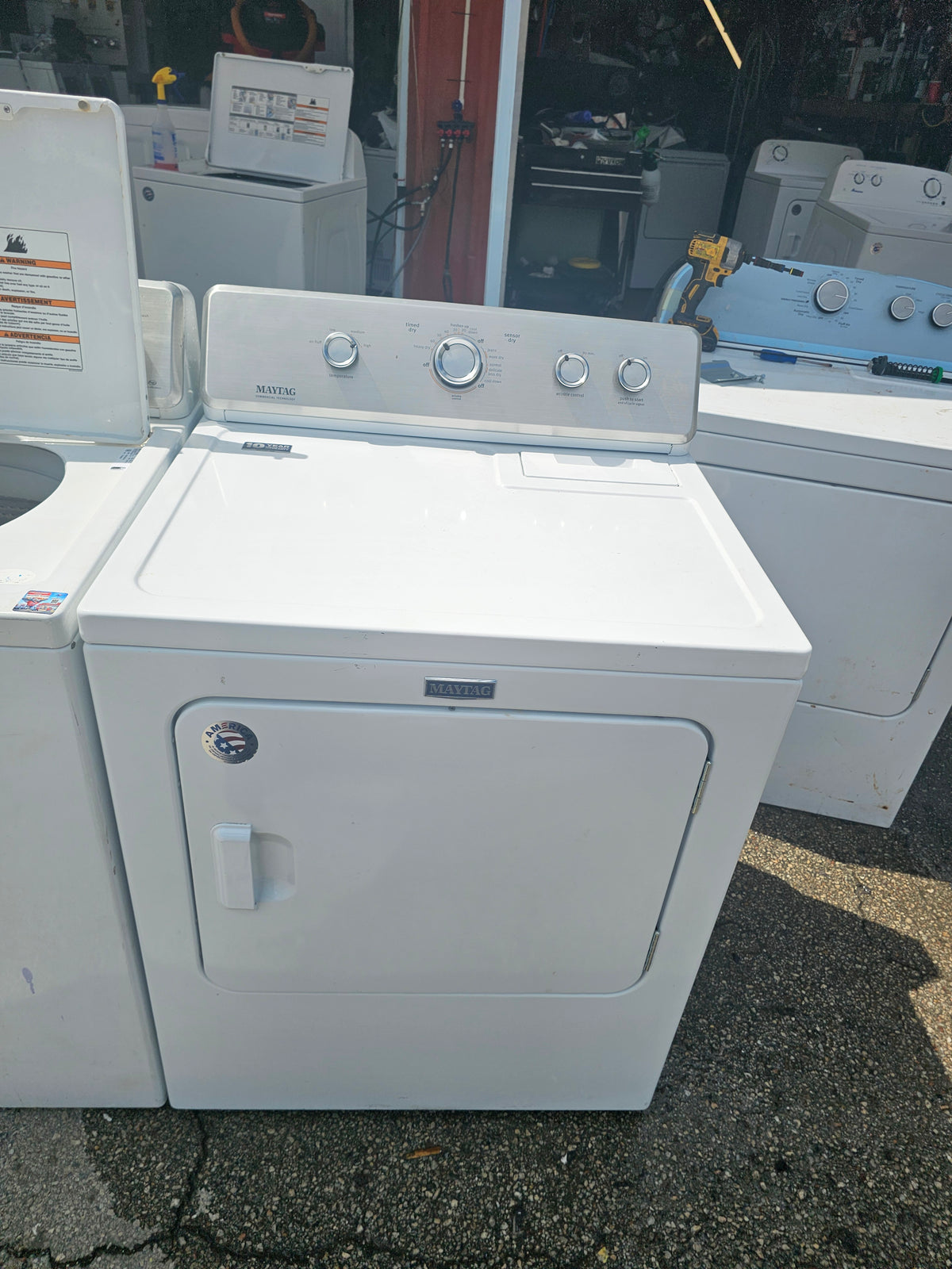 Maytag Washer And Electroc Dryer Set
