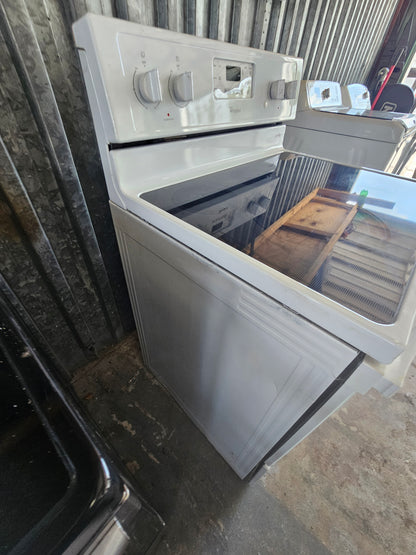 Whirlpool 30" Freestanding Electric Range