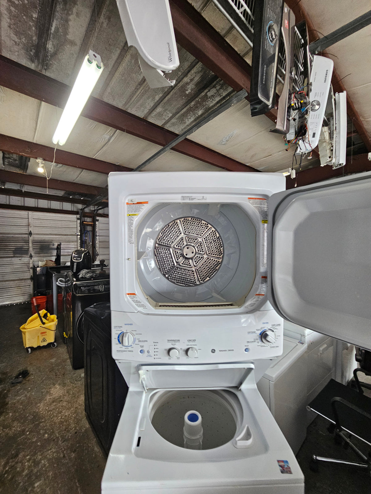 GE Unitized Spacemaker Electric Laundry Center (Washer & Electric Dryer)