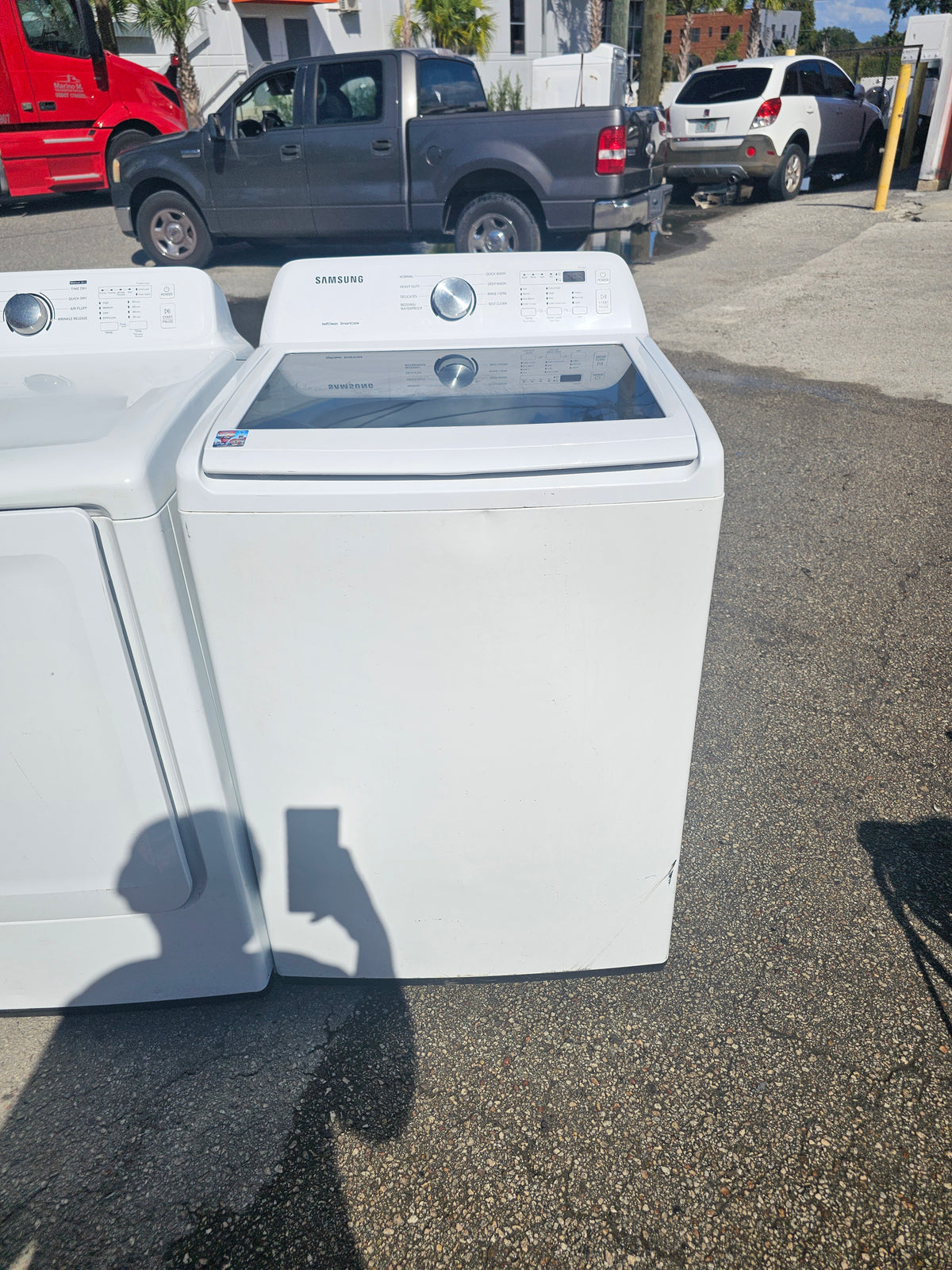 Samsung 4.4 Cu. Ft. Top Load Washer with Agitator