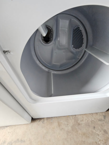 Whirlpool Washer And Electric Dryer Set