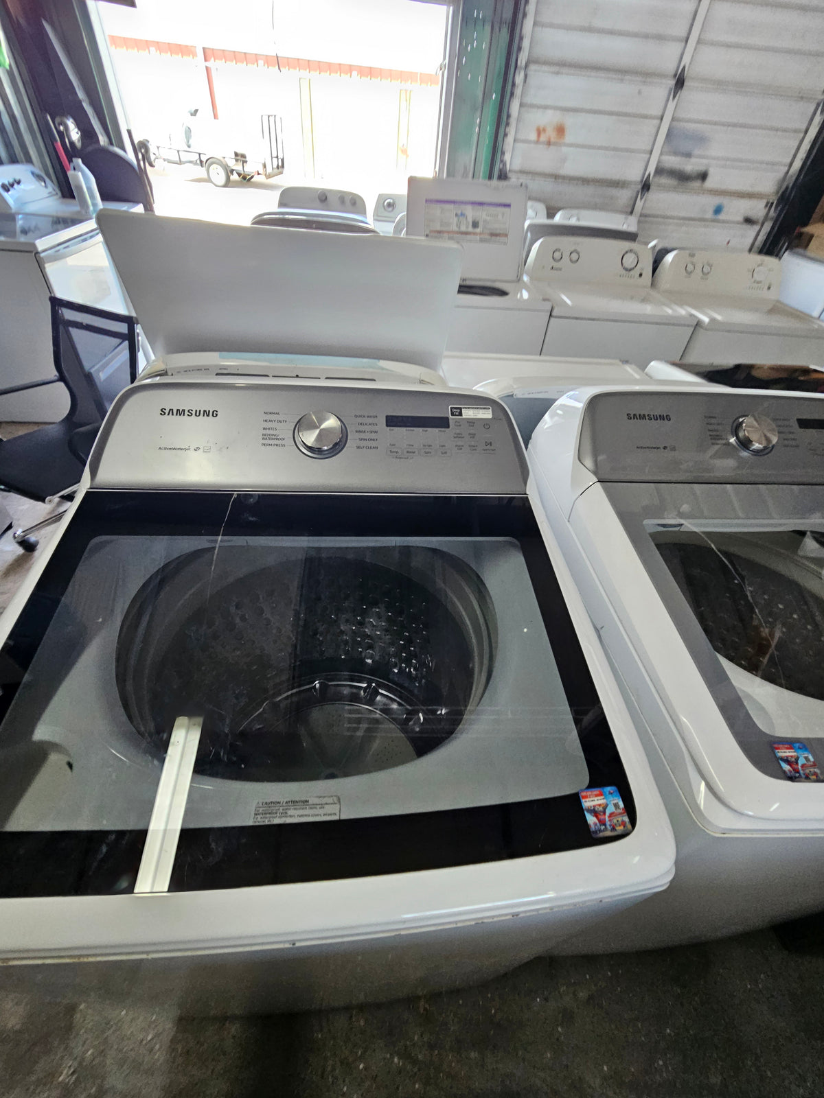 Samsung 5.4 Cu. Ft. High-Efficiency Top Load Washer with Active WaterJet