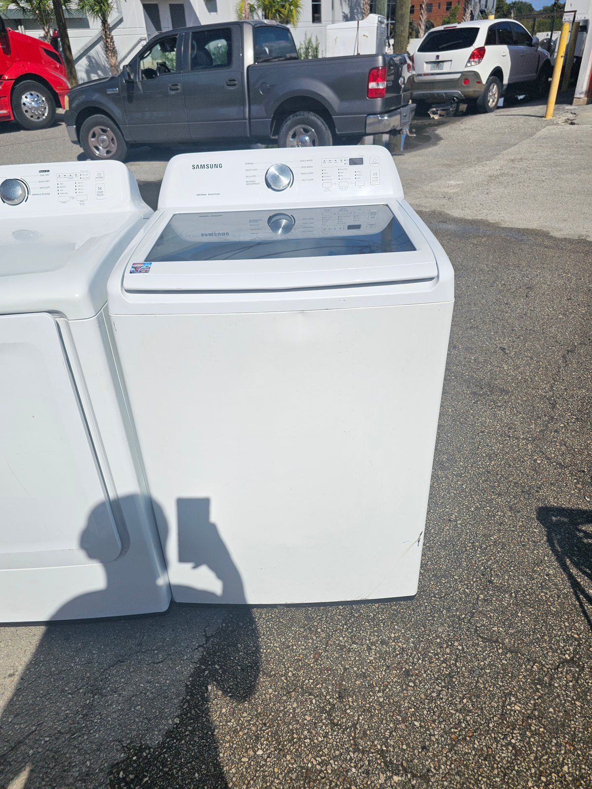 Samsung 4.4 Cu. Ft. Top Load Washer with Agitator