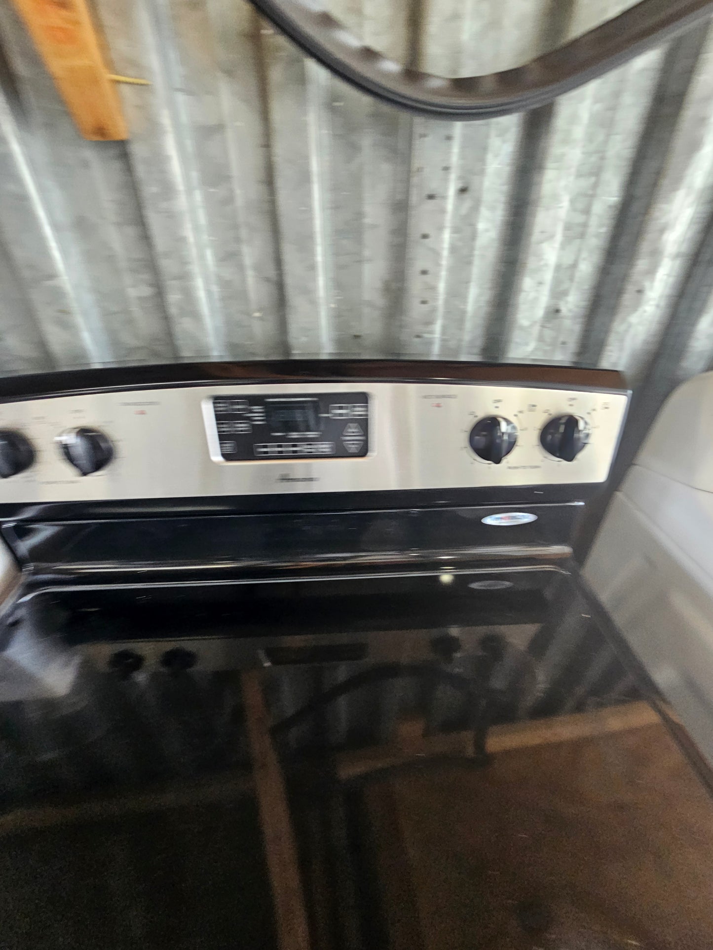 Amana 30" Freestanding Electric Range
