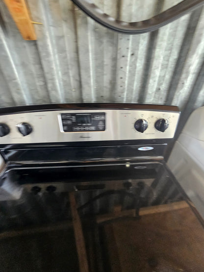 Amana 30" Freestanding Electric Range
