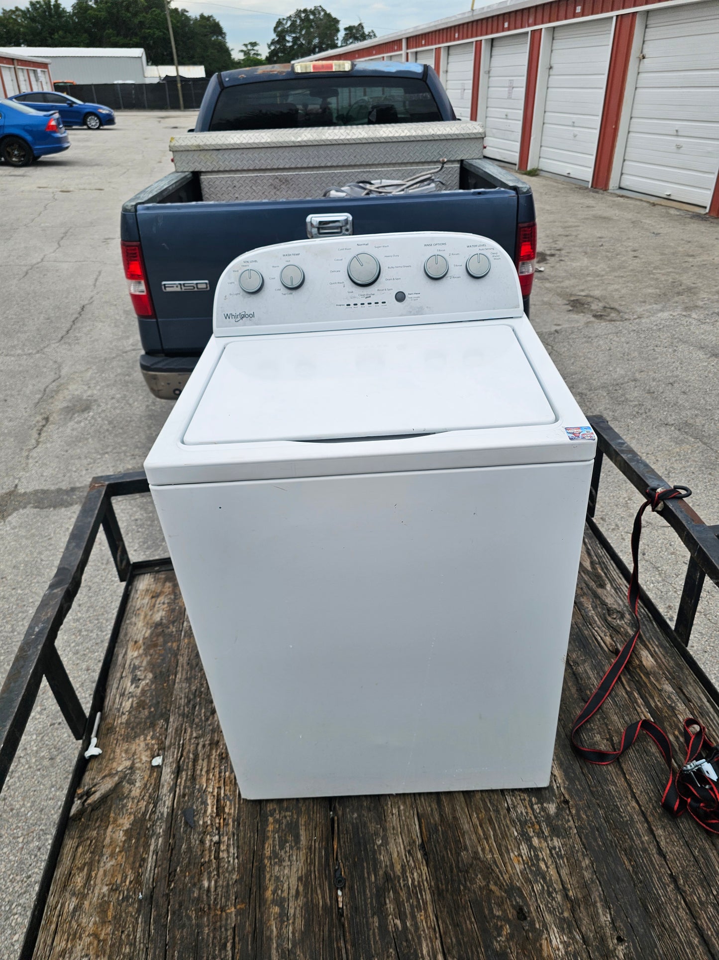 Whirlpool Top Load Washer with Deep Water Wash