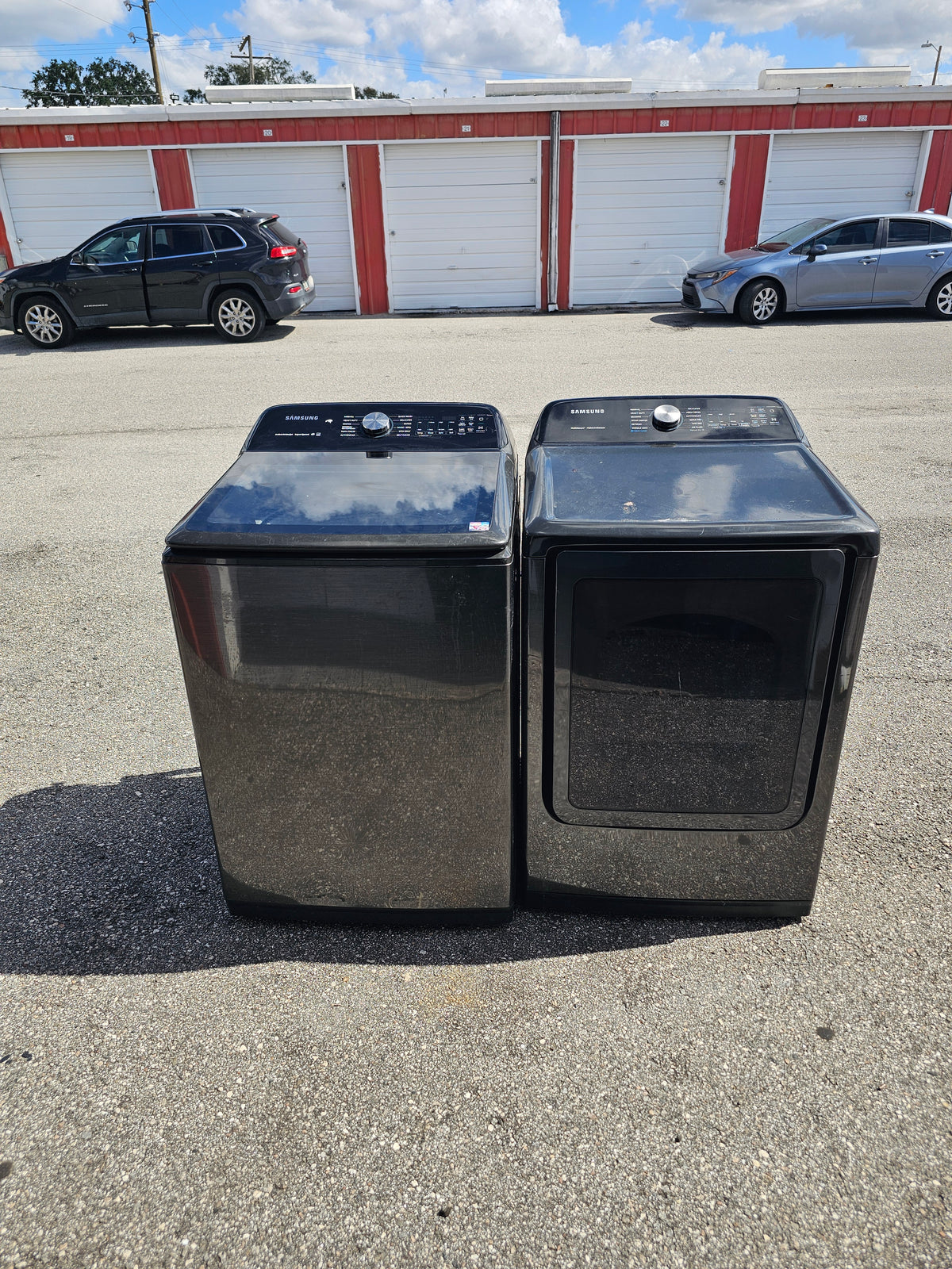 Samsung Washer And Electric Dryer Set
