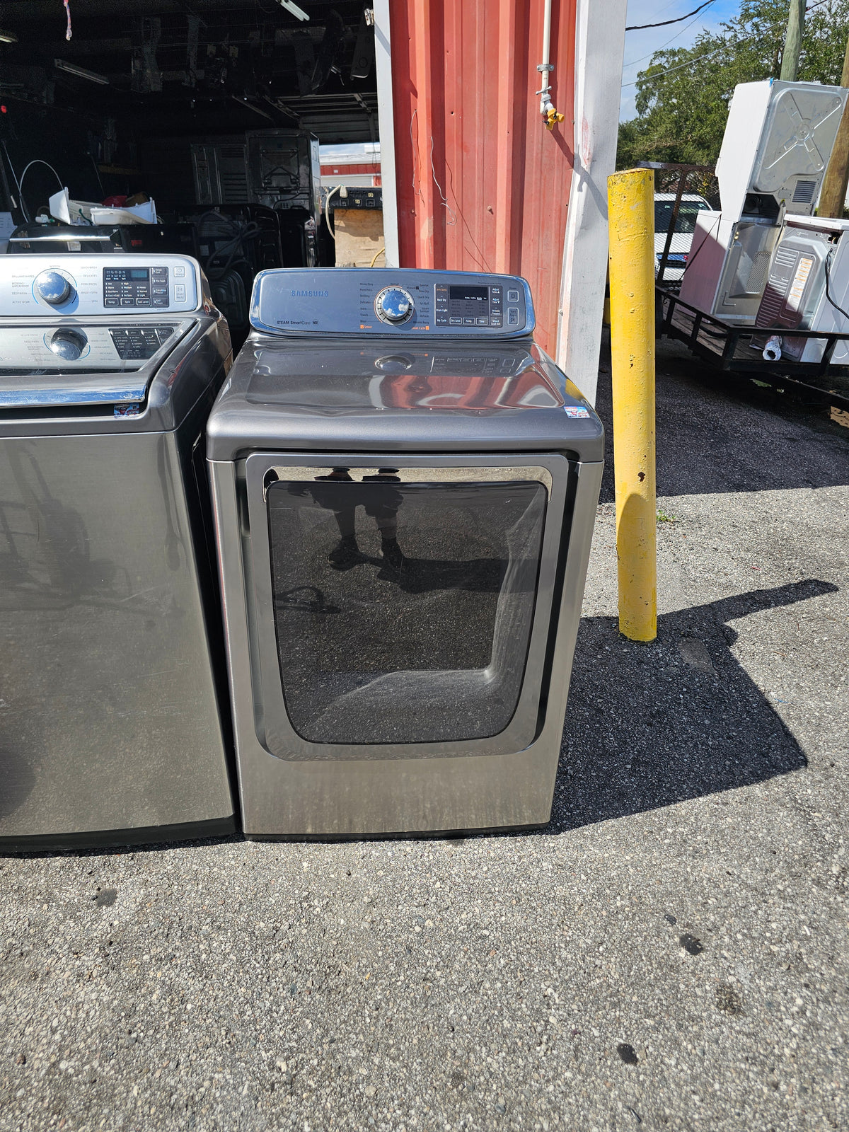 Samsung 7.4 Cu. Ft. Electric Dryer with Steam
