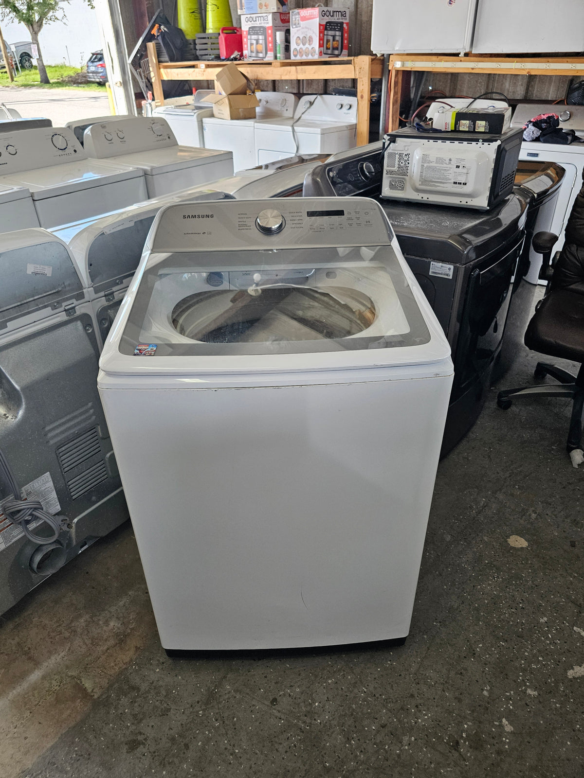 Samsung 5.0 Cu. Ft. High-Efficiency Top Load Washer with Active WaterJet