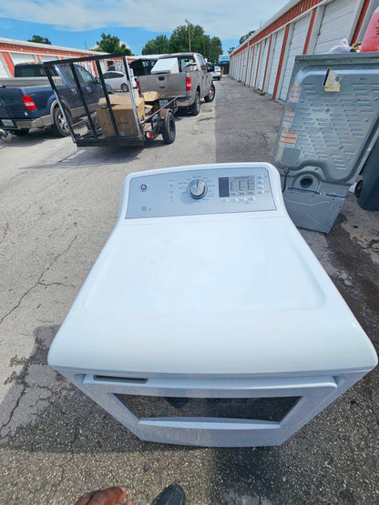 GE 7.4 cu. ft. Capacity Electric Dryer with HE Sensor Dry