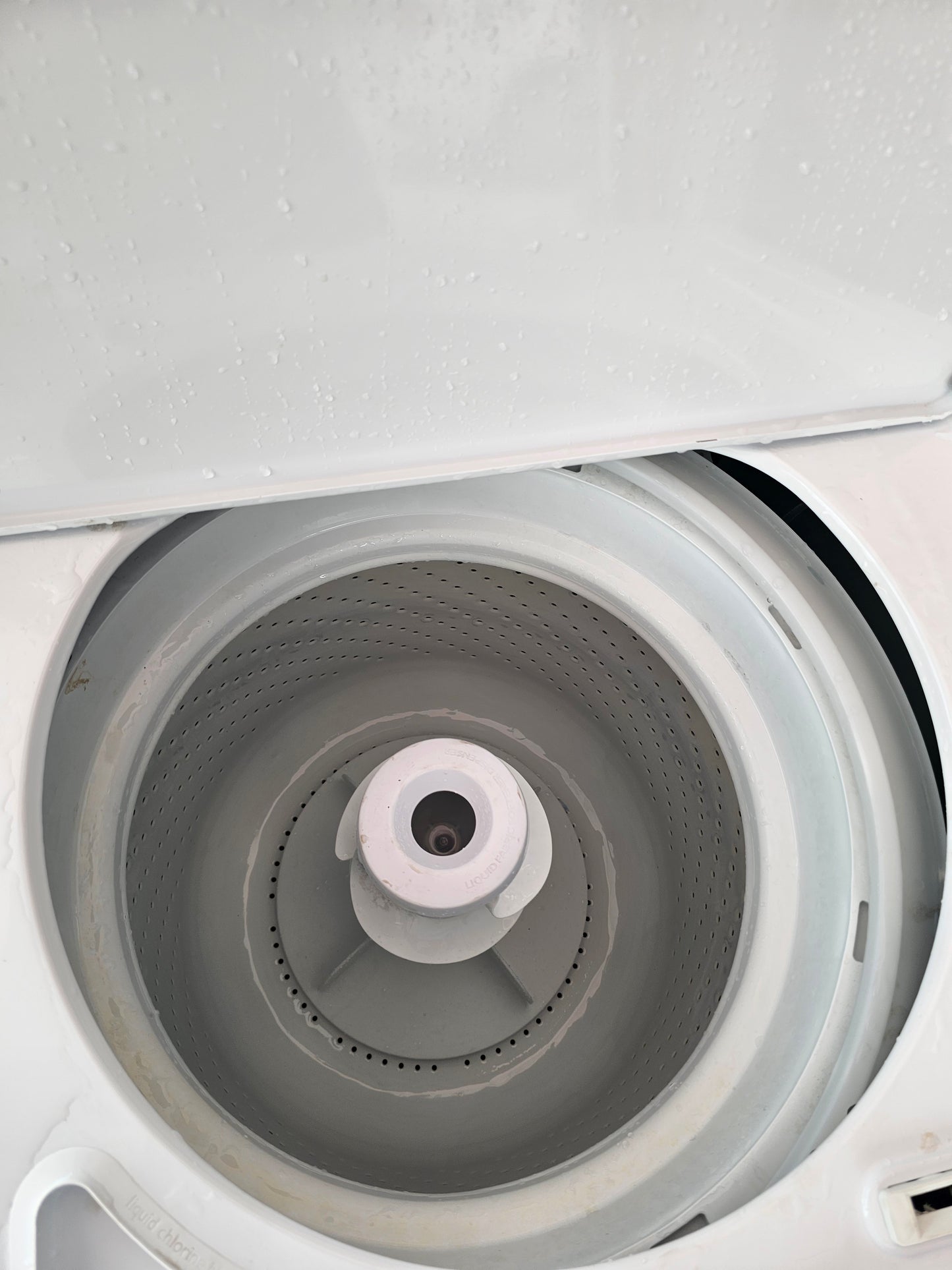 Whirlpool WTW4816FW3 Top-Load Washer