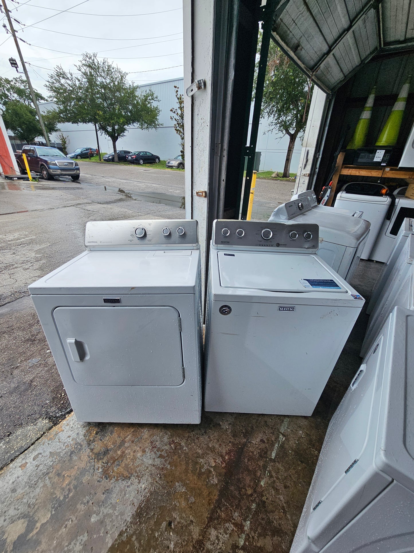 Maytag Washer And Electric Dryer Set