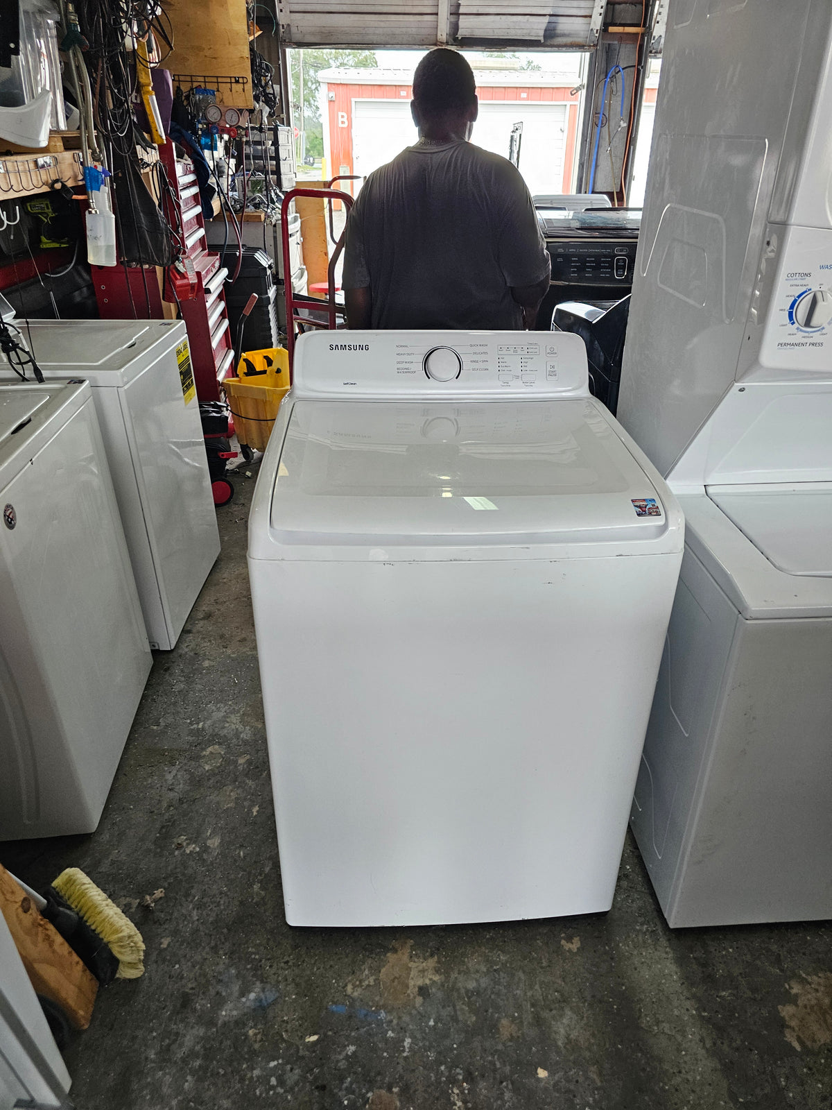 Samsung 4.1 Cu. Ft. High-Efficiency Top Load Washer