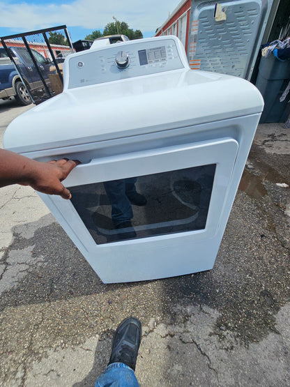GE 7.4 cu. ft. Capacity Electric Dryer with HE Sensor Dry