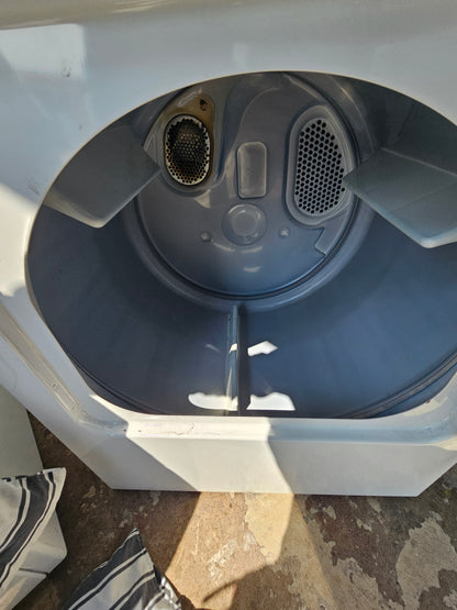 Amana Washer And Electruc Dryer Set