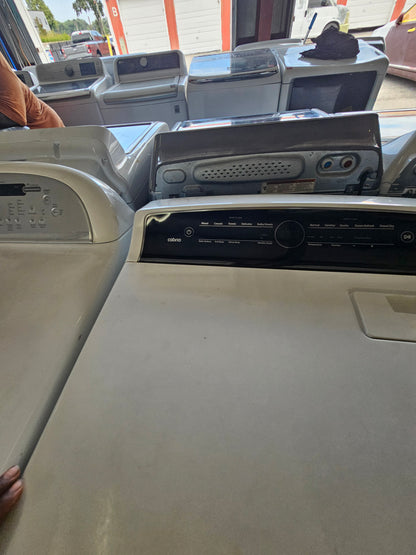 Whirlpool Washer And Electric Dryer Set