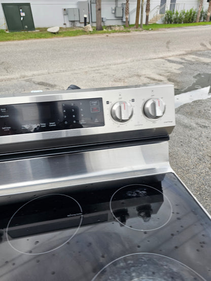 Samsung 6.3 Cu. Ft. Freestanding Electric Range